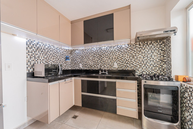 Imagem Casa com 4 Quartos à Venda, 243 m² em Vila Mariana - São Paulo