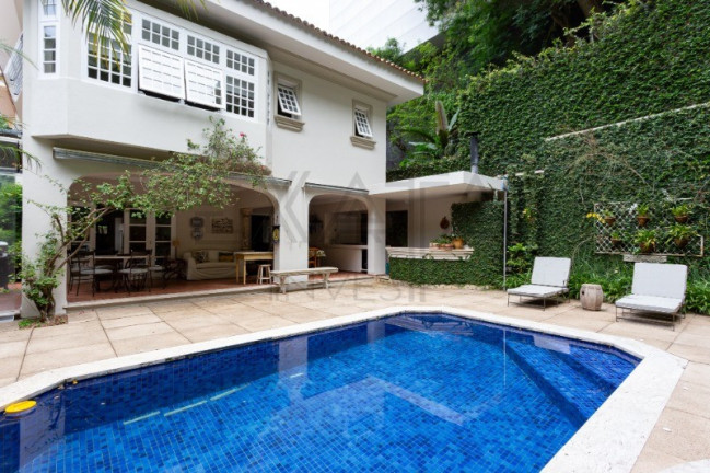 Imagem Casa com 4 Quartos à Venda, 441 m² em Cidade Jardim - São Paulo Imagem Casa com 4 Quartos à Venda, 441 m² em Cidade Jardim - São Paulo