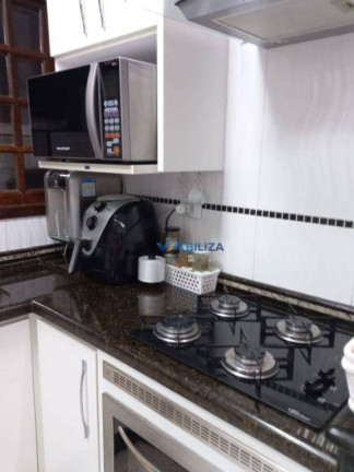 Imagem Casa com 3 Quartos à Venda, 138 m² em Jardim Cocaia - Guarulhos Imagem Casa com 3 Quartos à Venda, 138 m² em Jardim Cocaia - Guarulhos