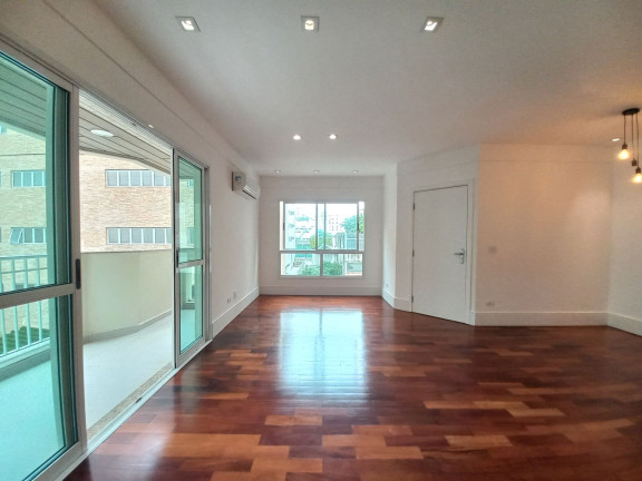 Apartamento com 3 Quartos à Venda, 160 m² em Boqueirão - Santos