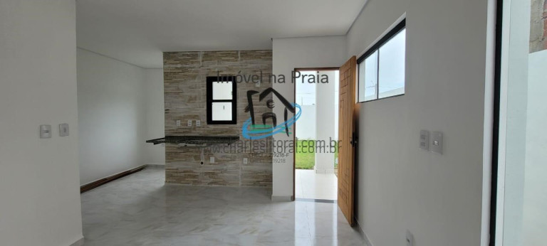 Imagem Casa com 3 Quartos à Venda,  em Jaraguá - Caraguatatuba