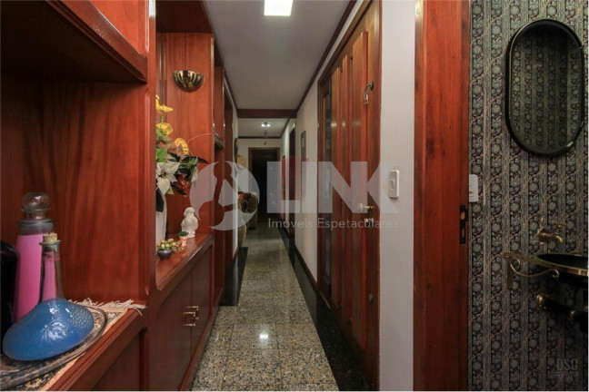 Imagem Apartamento com 4 Quartos à Venda, 217 m² em Auxiliadora - Porto Alegre Imagem Apartamento com 4 Quartos à Venda, 217 m² em Auxiliadora - Porto Alegre