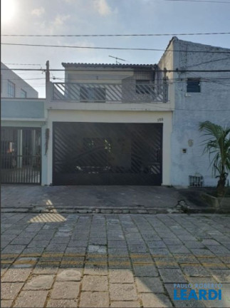 Imagem Sobrado com 3 Quartos à Venda, 204 m² em Jardim Ocara - Santo André