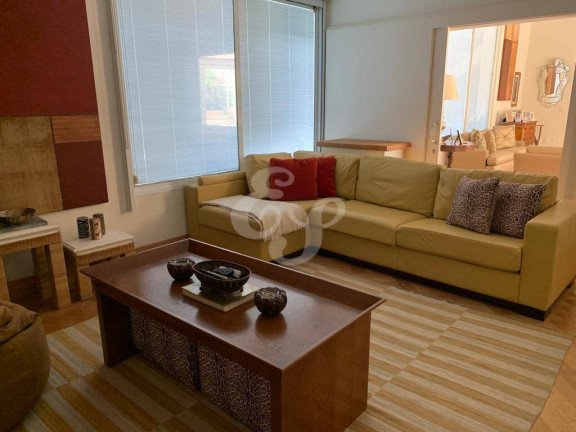 Imagem Casa de Condomínio com 4 Quartos à Venda, 750 m² em Alphaville - Barueri Imagem Casa de Condomínio com 4 Quartos à Venda, 750 m² em Alphaville - Barueri