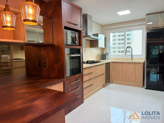 Imagem Apartamento com 3 Quartos à Venda, 122 m² em Agronômica - Florianópolis Imagem Apartamento com 3 Quartos à Venda, 122 m² em Agronômica - Florianópolis