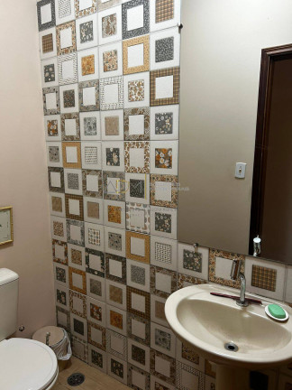 Imagem Casa com 3 Quartos à Venda, 343 m² em Centro - Botucatu Imagem Casa com 3 Quartos à Venda, 343 m² em Centro - Botucatu
