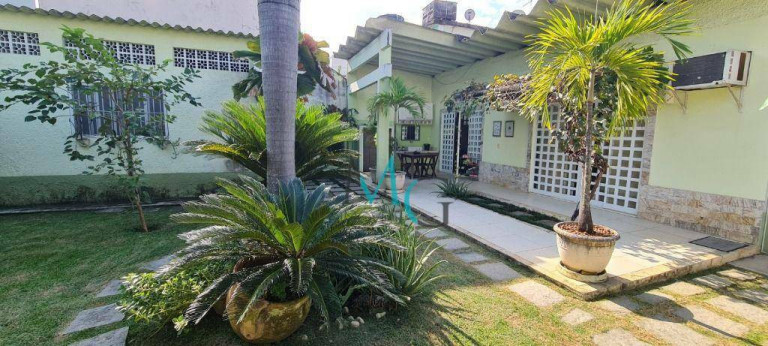 Imagem Casa com 4 Quartos à Venda, 197 m² em Curicica - Rio De Janeiro Imagem Casa com 4 Quartos à Venda, 197 m² em Curicica - Rio De Janeiro