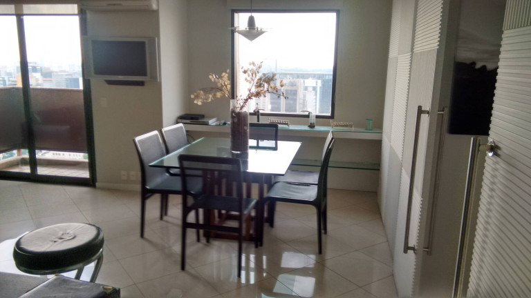 Apartamento com 2 Quartos para Alugar, 78 m² em Itaim Bibi - São Paulo