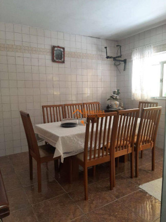 Sobrado com 4 Quartos à Venda, 280 m² em Parque Continental - Guarulhos
