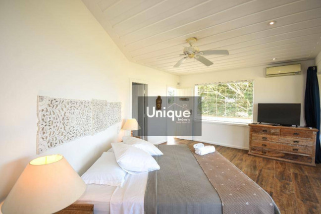 Imagem Casa com 4 Quartos para Temporada, 400 m² em Ferradura - Armação Dos Búzios