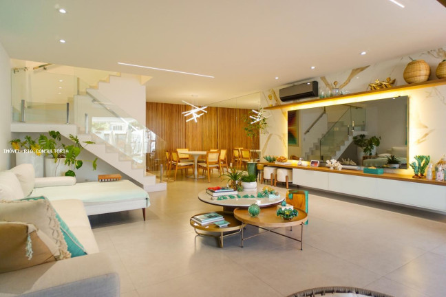 Imagem Casa com 5 Quartos à Venda, 314 m² em Rio De Janeiro Imagem Casa com 5 Quartos à Venda, 314 m² em Rio De Janeiro