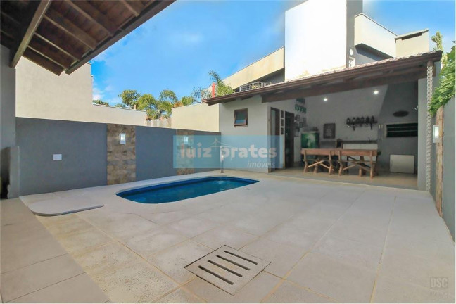 Imagem Casa com 3 Quartos à Venda, 140 m² em Hípica - Porto Alegre