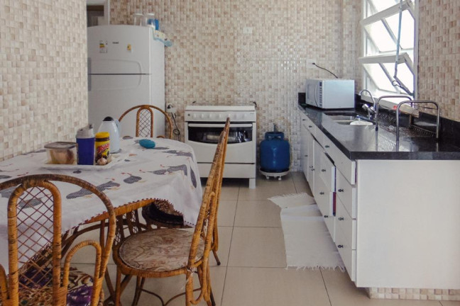Imagem Apartamento com 3 Quartos à Venda, 150 m² em Pitangueiras - Guarujá Imagem Apartamento com 3 Quartos à Venda, 150 m² em Pitangueiras - Guarujá