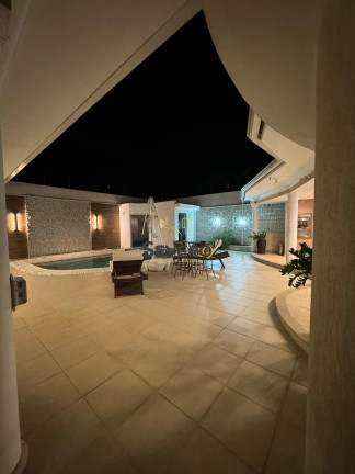 Imagem Casa com 5 Quartos à Venda, 418 m² em Camboinhas - Niterói