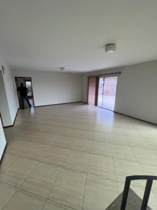 Imagem Imóvel com 4 Quartos à Venda, 360 m² em Vila Betânia - São José Dos Campos