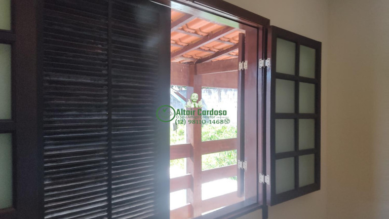 Imagem Casa com 2 Quartos à Venda, 90 m² em Centro - Jambeiro