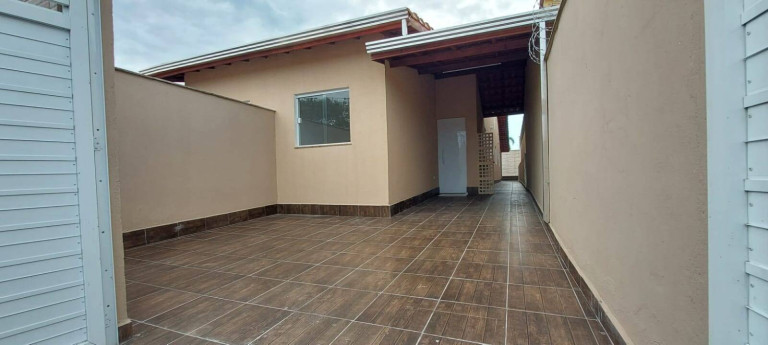 Imagem Casa com 3 Quartos à Venda, 145 m² em Balneário Jequitiba - Itanhaém Imagem Casa com 3 Quartos à Venda, 145 m² em Balneário Jequitiba - Itanhaém