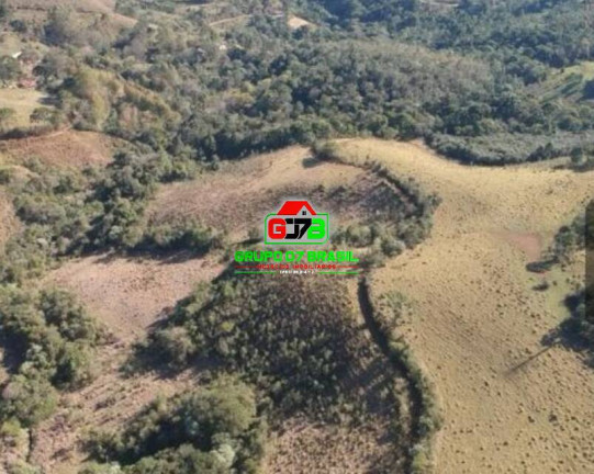 Imagem Fazenda à Venda, 111 m² em Centro - Sapucaí-mirim