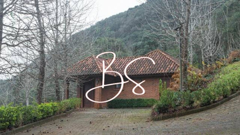 Imagem Imóvel com 2 Quartos à Venda,  em Linha Bonita - Gramado