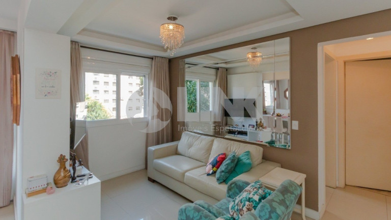 Imagem Apartamento com 3 Quartos à Venda, 74 m² em Passo Da Areia - Porto Alegre