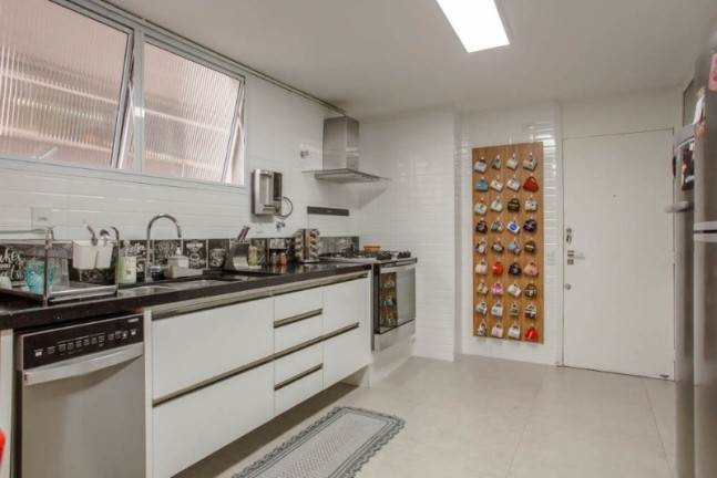 Imagem Imóvel com 4 Quartos à Venda, 180 m² em Santa Cecília - São Paulo