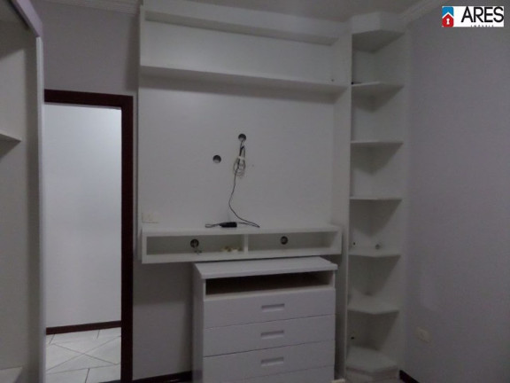 Imagem Casa com 3 Quartos para Alugar, 180 m² em Parque Novo Mundo - Americana Imagem Casa com 3 Quartos para Alugar, 180 m² em Parque Novo Mundo - Americana