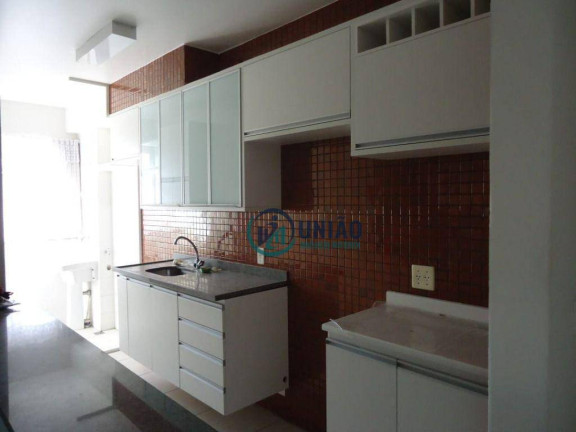Imagem Apartamento com 2 Quartos à Venda, 66 m² em Centro - Niterói Imagem Apartamento com 2 Quartos à Venda, 66 m² em Centro - Niterói