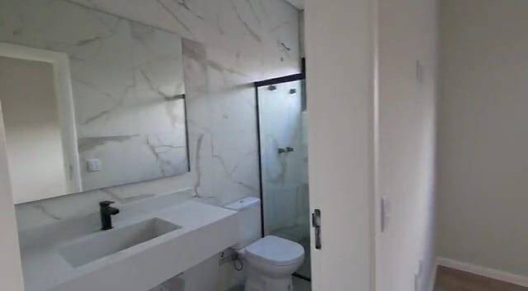 Imagem Casa com 3 Quartos à Venda, 200 m² em Condomínio Jardim Flamboyan - Bragança Paulista Imagem Casa com 3 Quartos à Venda, 200 m² em Condomínio Jardim Flamboyan - Bragança Paulista