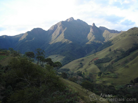 Imagem Chácara com 28 Quartos à Venda, 1.330.000 m² em Rural - Piquete