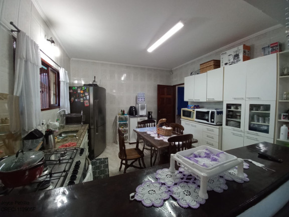 Imagem Casa com 3 Quartos para Alugar, 150 m² em Três Marias - Peruíbe