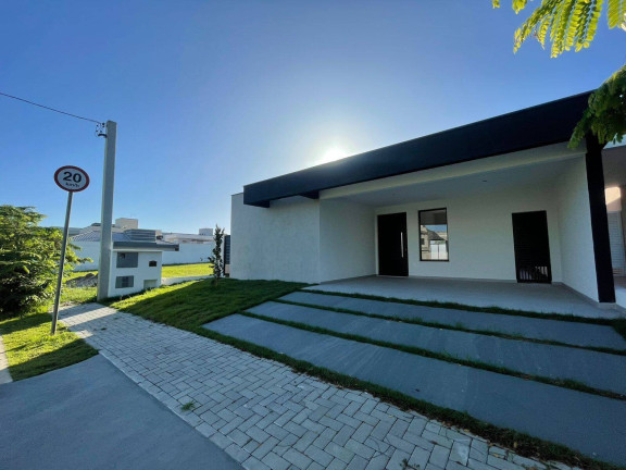 Imagem Casa com 3 Quartos à Venda, 300 m² em Piracangaguá - Taubaté Imagem Casa com 3 Quartos à Venda, 300 m² em Piracangaguá - Taubaté