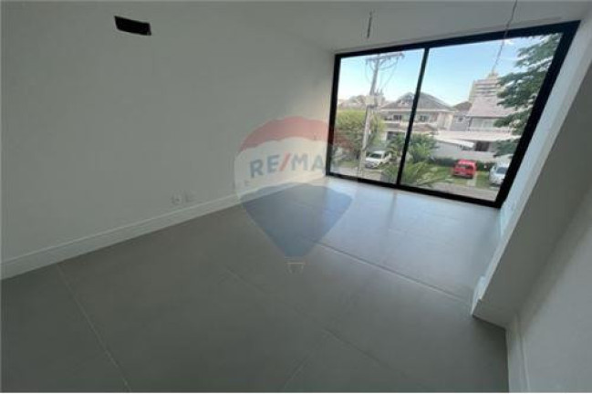 Imagem Casa de Condomínio com 5 Quartos à Venda, 350 m² em Barra Da Tijuca - Rio De Janeiro Imagem Casa de Condomínio com 5 Quartos à Venda, 350 m² em Barra Da Tijuca - Rio De Janeiro