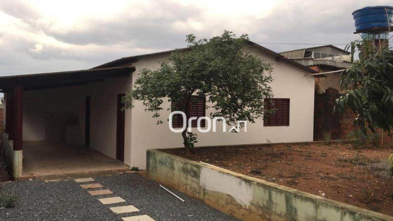 Casa com 2 Quartos à Venda, 200 m² em Sítios Santa Luzia - Aparecida De Goiânia