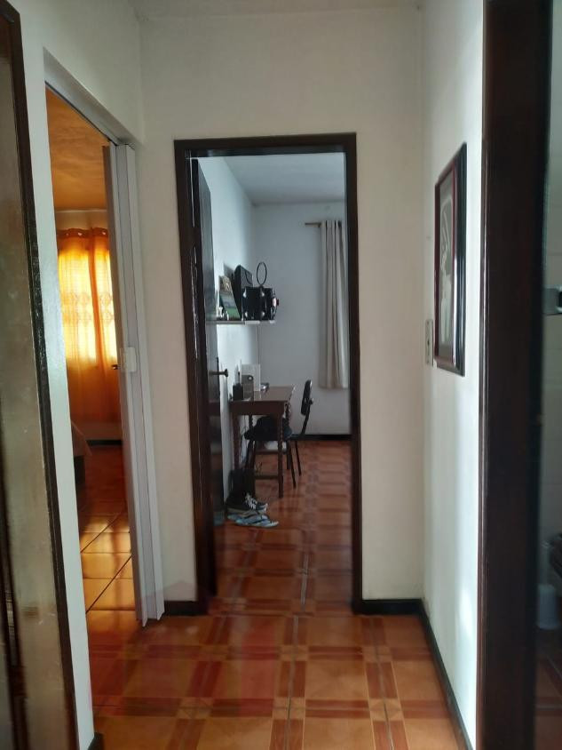 Imagem Imóvel com 4 Quartos à Venda, 400 m² Imagem Imóvel com 4 Quartos à Venda, 400 m²