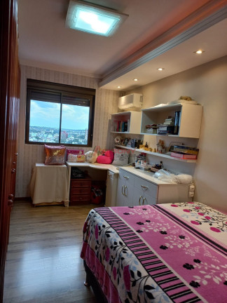Cobertura com 4 Quartos à Venda, 244 m² em Nossa Senhora Medianeira - Santa Maria