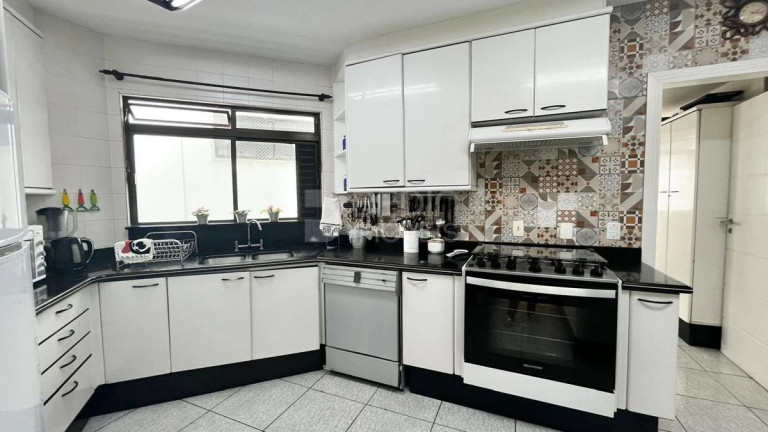 Imagem Apartamento com 4 Quartos à Venda, 400 m² em Centro - Balneário Camboriú Imagem Apartamento com 4 Quartos à Venda, 400 m² em Centro - Balneário Camboriú