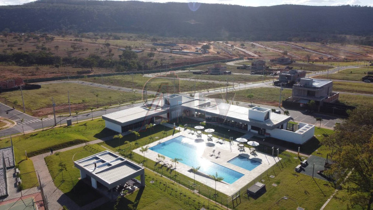 Terreno à Venda, 300 m² em Alphaville - Montes Claros