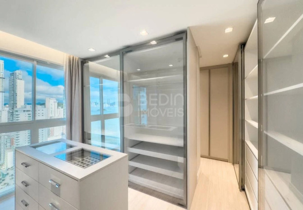 Imagem Apartamento com 3 Quartos à Venda, 165 m² em Pioneiros - Balneário Camboriú Imagem Apartamento com 3 Quartos à Venda, 165 m² em Pioneiros - Balneário Camboriú