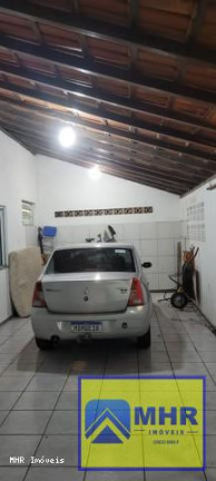 Imagem Casa com 4 Quartos à Venda, 220 m² em Barcelona - Serra