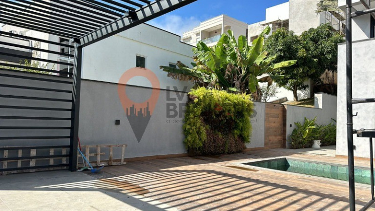 Casa com 4 Quartos à Venda, 350 m² em Condominio Aruja Hills Iii - Arujá