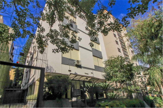 Imagem Imóvel com 3 Quartos à Venda, em Petrópolis - Porto Alegre Imagem Imóvel com 3 Quartos à Venda, em Petrópolis - Porto Alegre