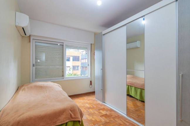 Imagem Imóvel com 3 Quartos à Venda, 104 m² em Auxiliadora - Porto Alegre