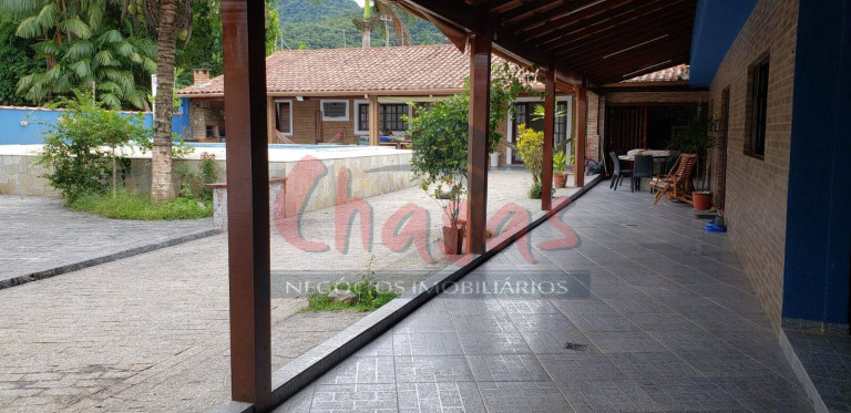 Imagem Casa com 5 Quartos à Venda, 345 m² em Massaguaçu - Caraguatatuba