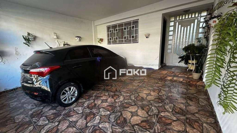Casa com 4 Quartos à Venda ou Locação, 250 m² em Jardim Santa Mena - Guarulhos