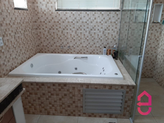Imagem Sobrado com 4 Quartos à Venda, 630 m² em Vila Osvaldo Rosa - Goiânia Imagem Sobrado com 4 Quartos à Venda, 630 m² em Vila Osvaldo Rosa - Goiânia