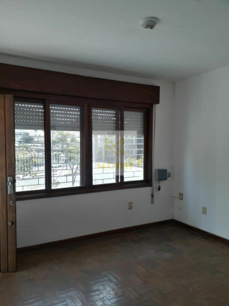 Imagem Casa com 3 Quartos à Venda, 138 m² em Medianeira - Porto Alegre Imagem Casa com 3 Quartos à Venda, 138 m² em Medianeira - Porto Alegre