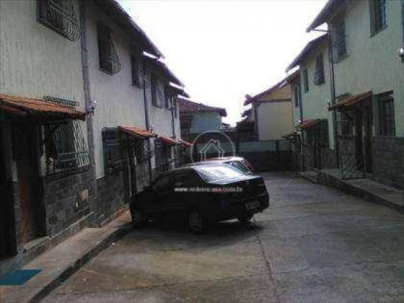 Casa com 2 Quartos à Venda, 64 m² em Palmares - Belo Horizonte