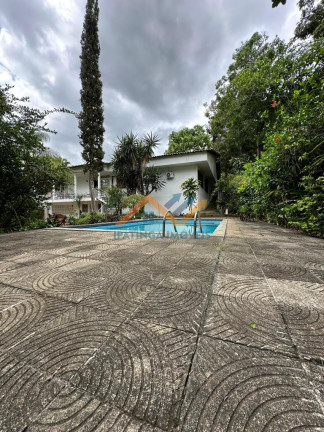 Imagem Casa com 3 Quartos à Venda, 370 m² em Castelo - Ipatinga