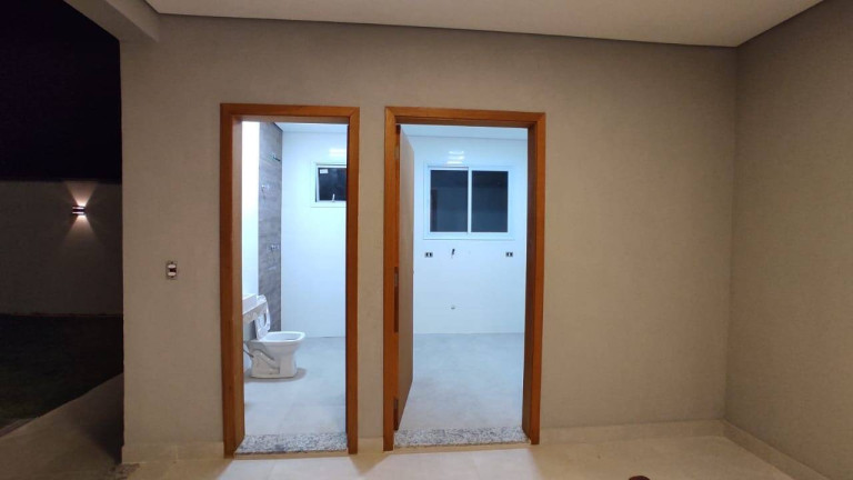 Imagem Imóvel com 3 Quartos à Venda, 2.500.000 m² em São Paulo - Itupeva