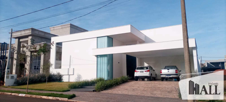 Casa com 4 Quartos à Venda, 440 m² em Golden Park Residence - Mirassol